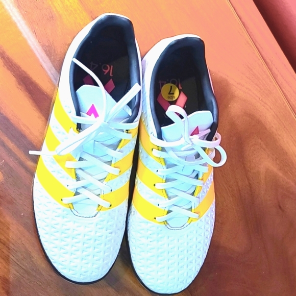 adidas Shoes - Adidas women's Ace turf shoes